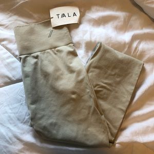 NWT Tala Leggings size L chai
